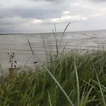 6 Person In * Hadsund